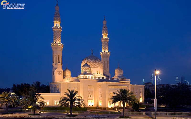 Thánh đường Jumeirah Mosque