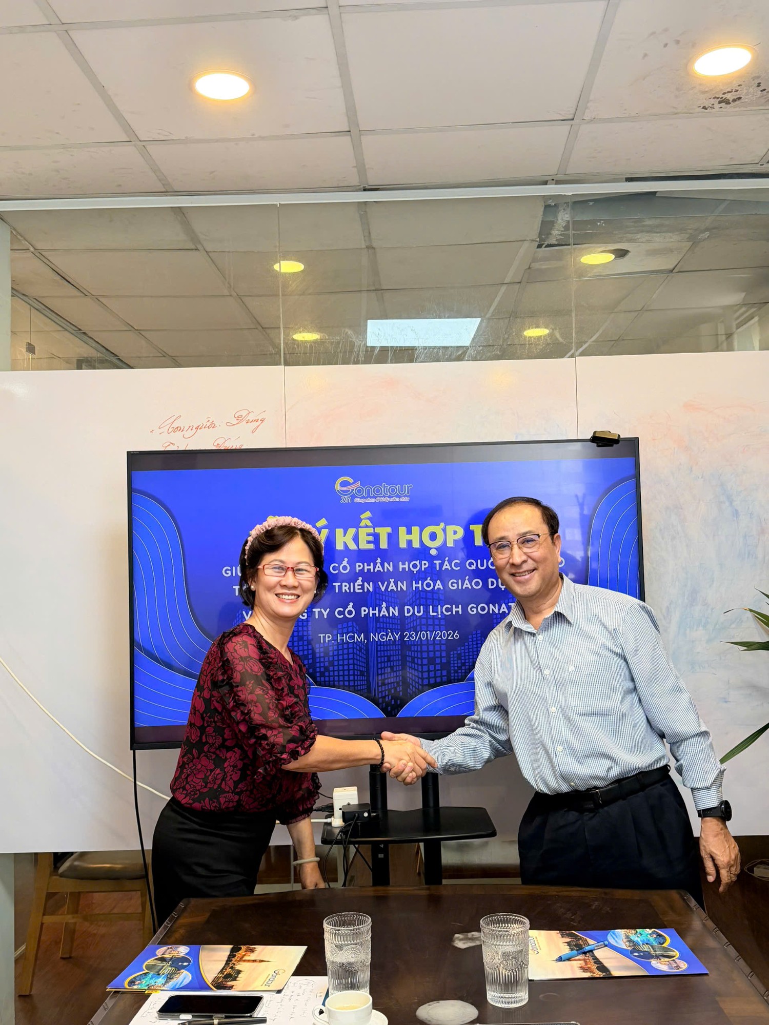 Lễ ký kết hợp tác phát triển thị trường inbound