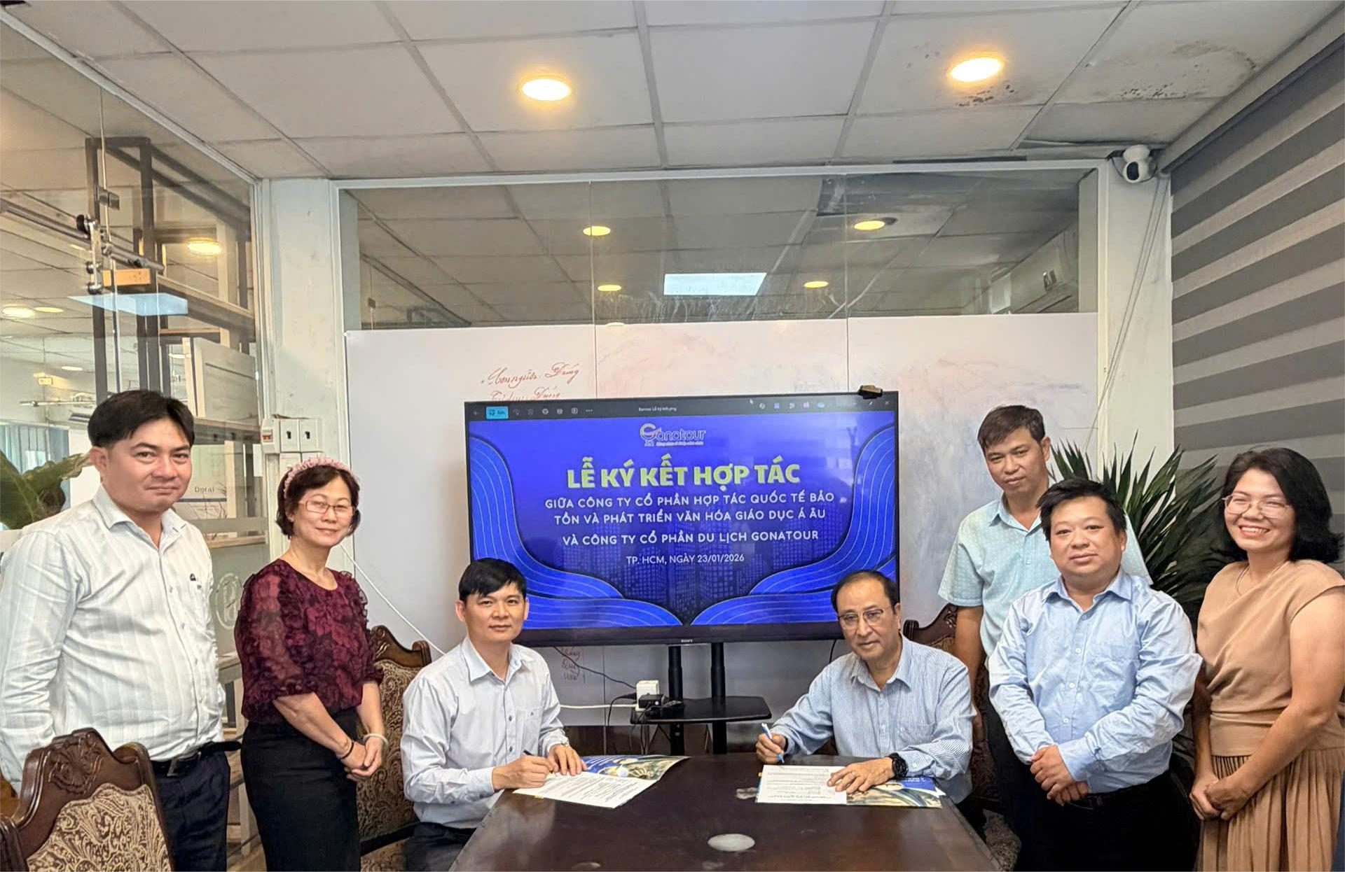 CÔNG TY GONATOUR KÝ KẾT HỢP TÁC CHIẾN LƯỢC CÙNG CÔNG TY HỢP TÁC QUỐC TẾ BẢO TỒN VÀ PHÁT TRIỂN VĂN HÓA GIÁO DỤC Á ÂU – ĐẨY MẠNH PHÁT TRIỂN DU LỊCH INBOUND