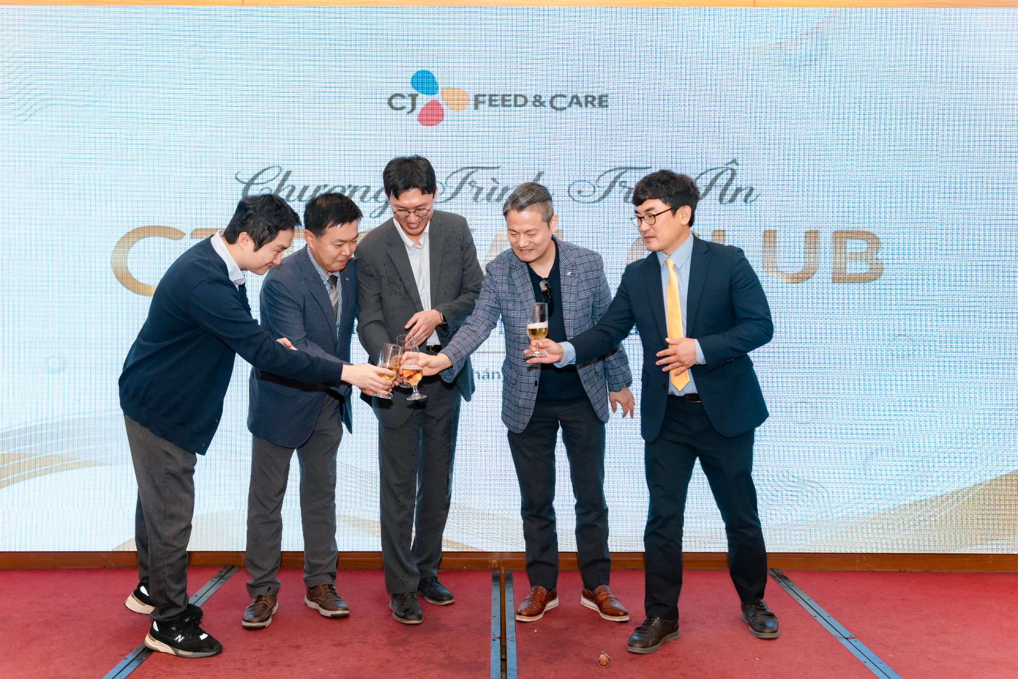 Tri ân khách hàng tại Đà Lạt