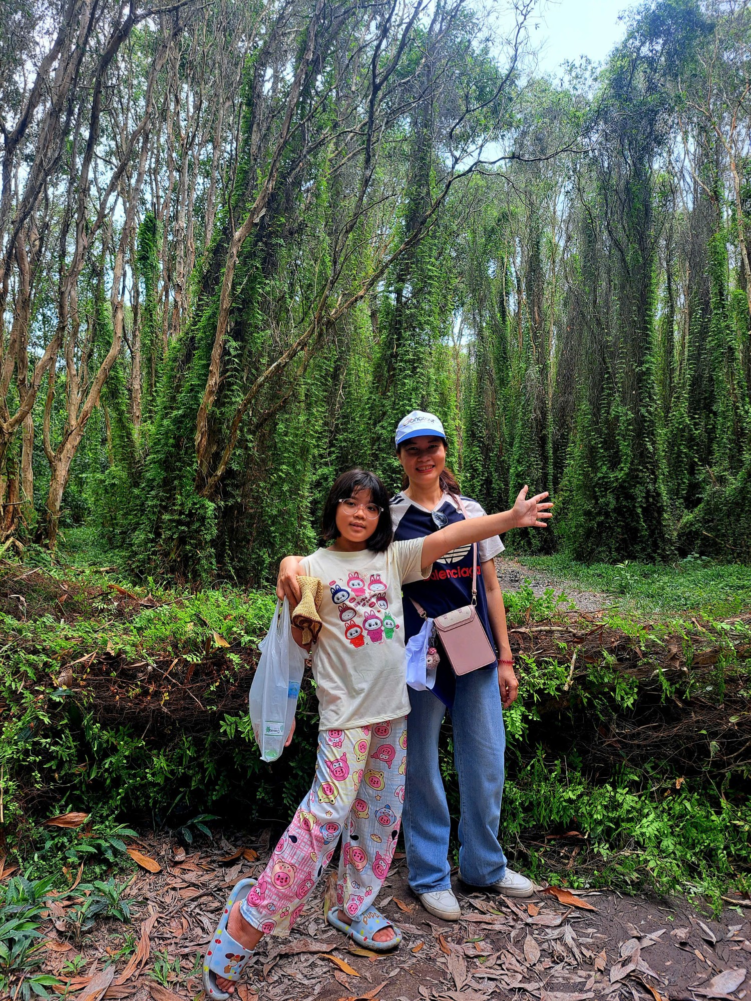  Trekking tham quan rừng Phước Bửu 2 Ngày 1 Đêm