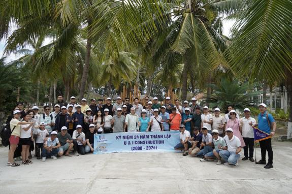 Tour du lịch Phú Yên cùng Công ty Xây dựng U&I kỷ niệm 24 năm thành lập