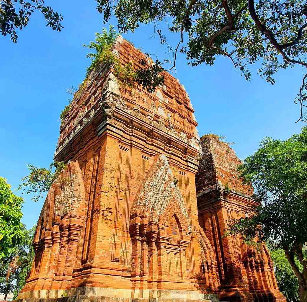 Tháp chăm Bình Định