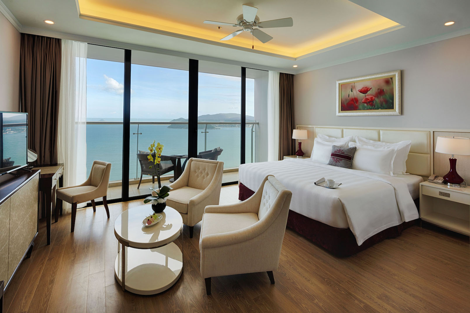 Vinpearl Codotel Beachfrond Nha Trang